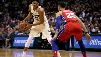  字母哥暴扣统治攻防，雄鹿大胜尼克斯展统治力