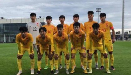  斯特拉斯堡主场龙属性爆发，球迷助威催生奇迹