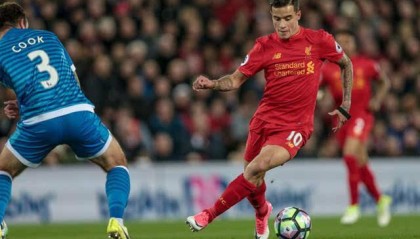  伯恩茅斯逼平卫冕冠军展现顽强斗志