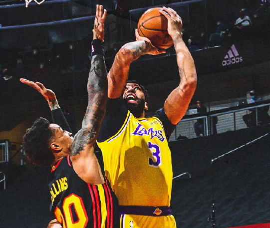  特雷杨关键球失误，老鹰憾负热火错失反超良机  